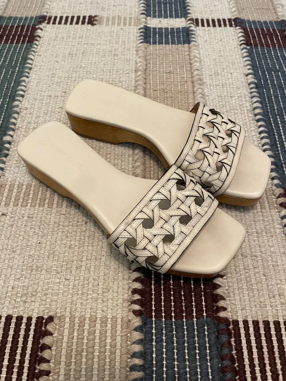 TORY BURCH Lattice Basketweave Leather Wood Sole Clog Sandals Slides \\ 8